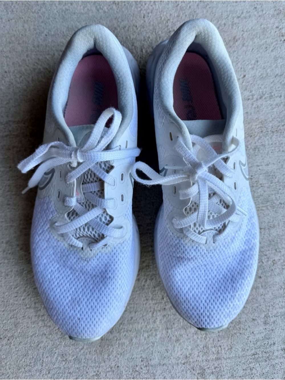 Nike Renew Running Shoe View 2